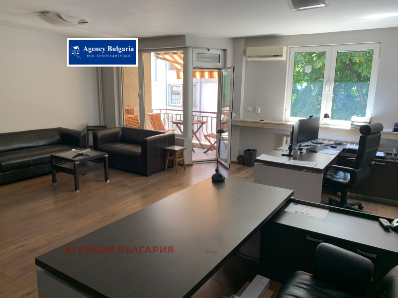 Дава под Наем ОФИС в град София, Белите брези - 202 кв.м / 1 600 € » 3 129.33 лв., АГЕНЦИЯ БЪЛГАРИЯ