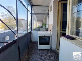 ���� ��� ���� 3-����� | Imot.bg � ����� ������ 12