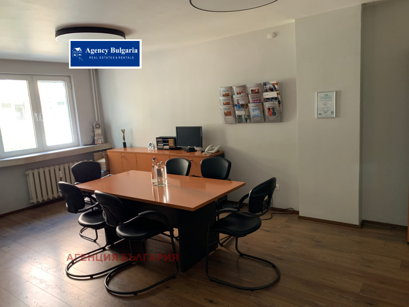 En renta  Oficina Sofia , Belite brezi , 202 metros cuadrados | 60786806 - imagen [11]