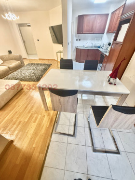 ����� ���� ��� ���� 3-�����,���� �����, �������>