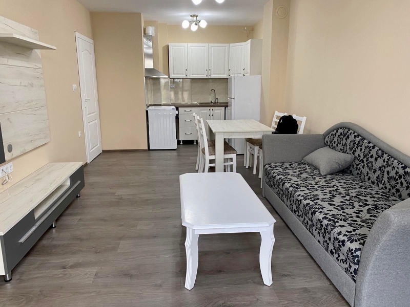 Издаје се  1 спаваћа соба Пловдив , Тракија , 69 м2 | 98751691