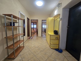 2 slaapkamers Vazrazjdane, Burgas 10