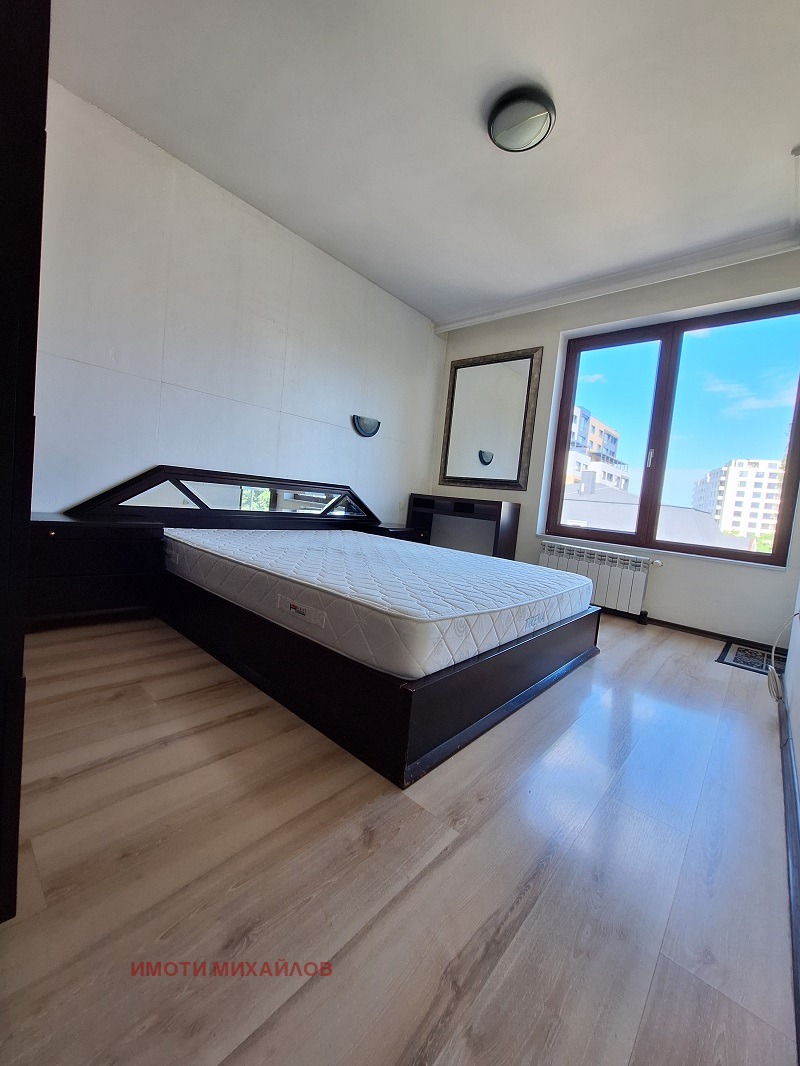 För uthyrning  2 sovrum Sofia , Krastova vada , 145 kvm | 95914327 - bild [8]
