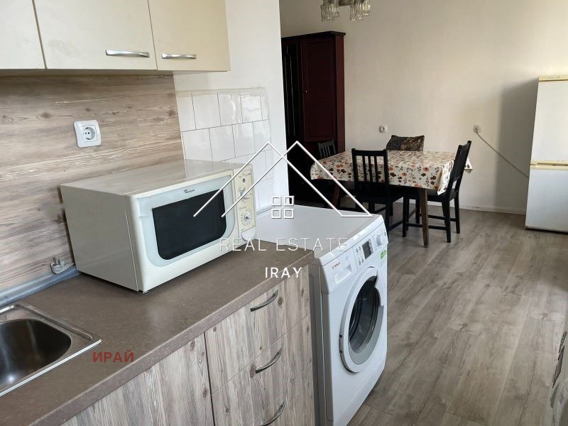 Дава под нем  3-стаен, град Стара Загора, Три чучура - юг •  500 лв. • ID 24421844 — holmes.bg - [1] 