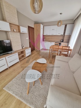 2-стаен град Варна, Бриз