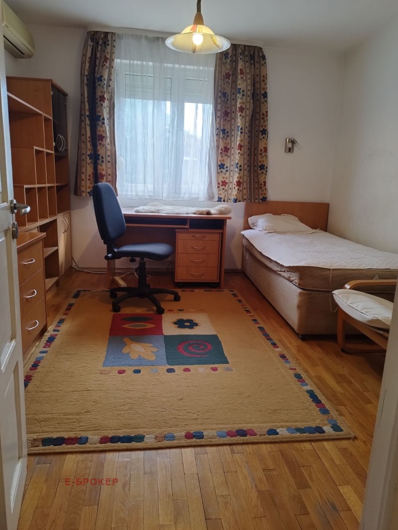 Издаје се  Кућа Софија , Редута , 180 м2 | 40073357 - слика [9]