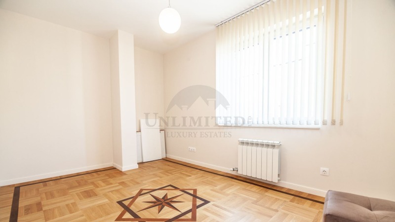 Te huur  3 slaapkamers Sofia , Iztok , 170 m² | 28723078 - afbeelding [17]