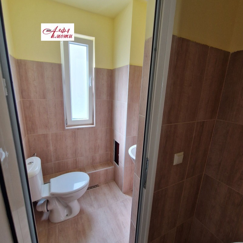 Дава под наем ОФИС, гр. Шумен, Център, снимка 2 - Офиси - 53279234