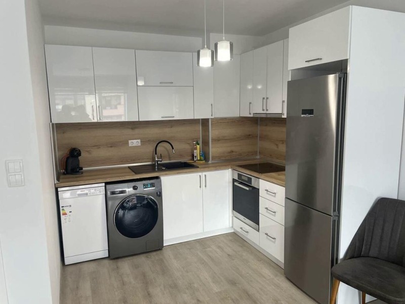 Til leje  1 soveværelse Plovdiv , Yuzhen , 57 kvm | 58997686