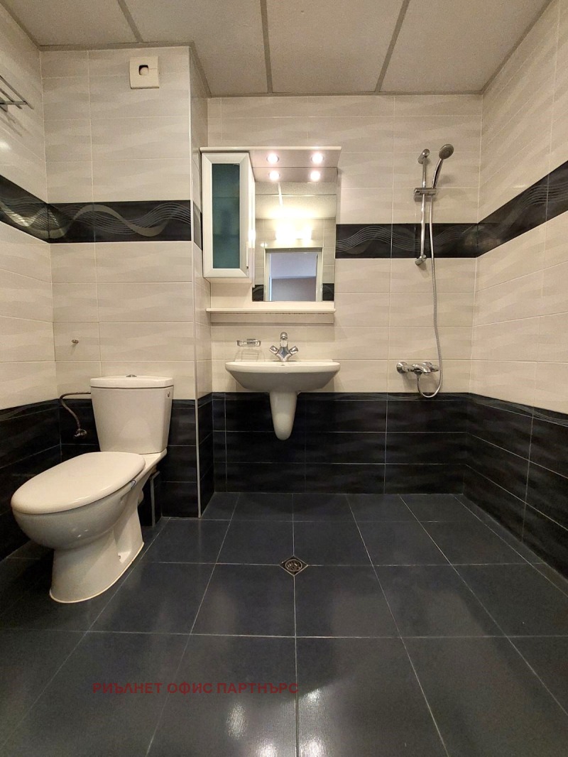 Дава под наем 2-СТАЕН, гр. София, Гео Милев, снимка 11 - Апартаменти - 53247582