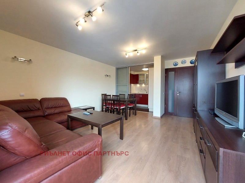 Дава под наем 2-СТАЕН, гр. София, Гео Милев, снимка 2 - Апартаменти - 53247582