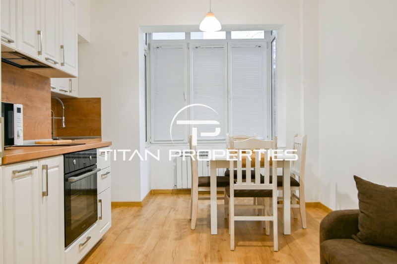 Дава под наем 2-СТАЕН, гр. София, Център, снимка 5 - Апартаменти - 53462489