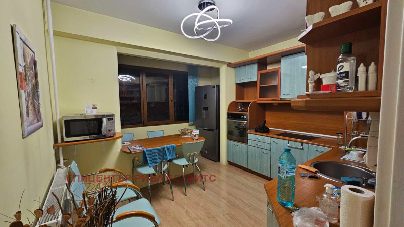 Da affittare  2 camere da letto Pernik , Iztok , 100 mq | 62639039 - Immagine [8]