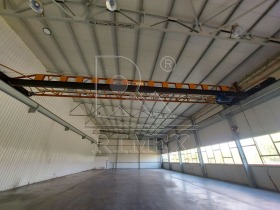 Składowanie Industrialna zona - Sewer, Plowdiw