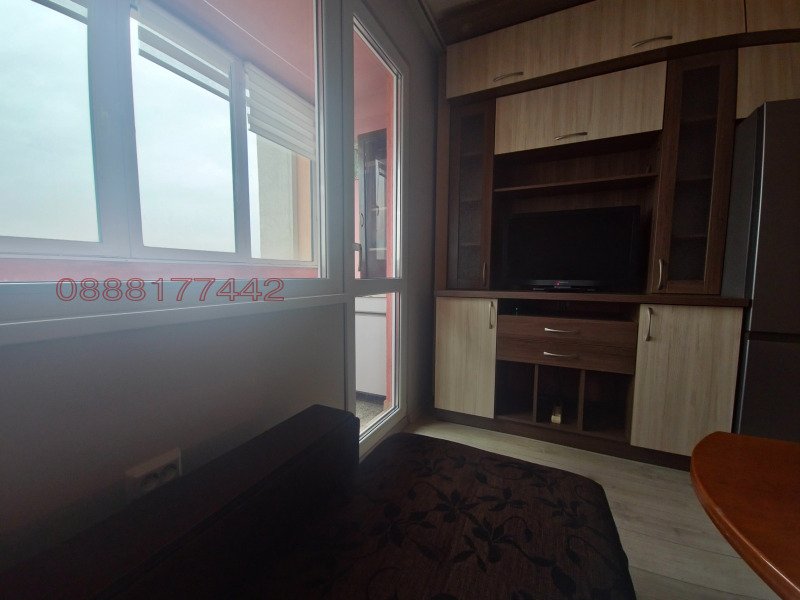 Дава под наем 2-СТАЕН, гр. София, Света Троица, снимка 2 - Апартаменти - 53483532