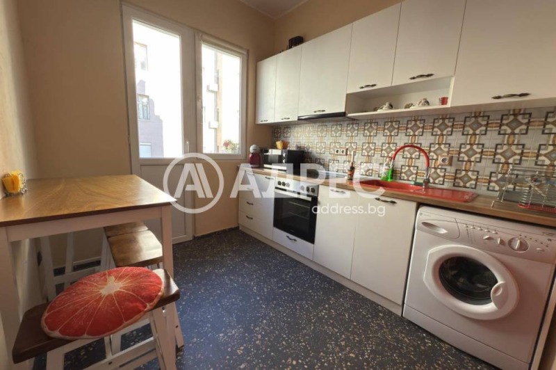 Дава под наем 3-СТАЕН, гр. София, Център, снимка 9 - Апартаменти - 52574662