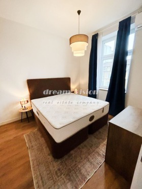 1 Schlafzimmer Zentar, Sofia 4