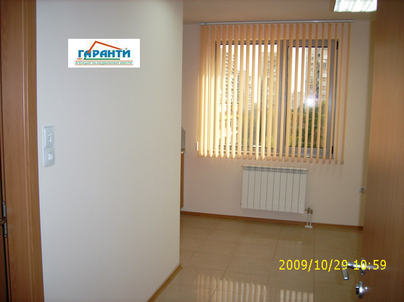 Дава под наем ОФИС, гр. Пловдив, Кършияка, снимка 2 - Офиси - 56220622