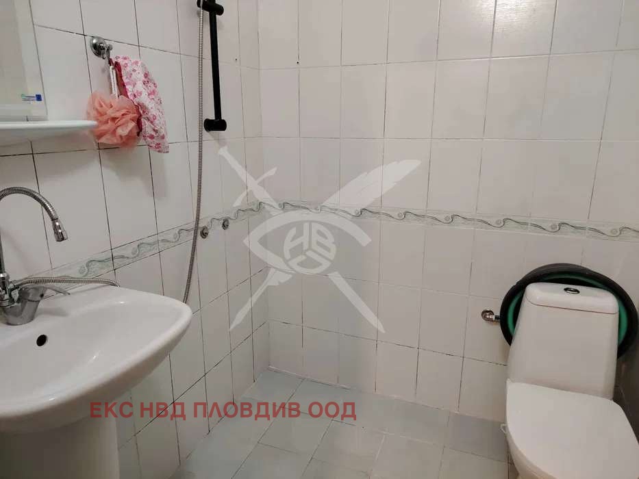 Дава под наем СТАЯ, гр. Пловдив, Кършияка, снимка 4 - Стаи под наем - 54777603