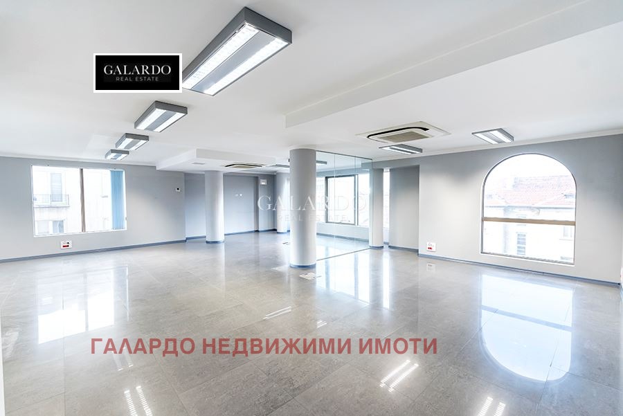 Дава под наем ОФИС, гр. София, Център