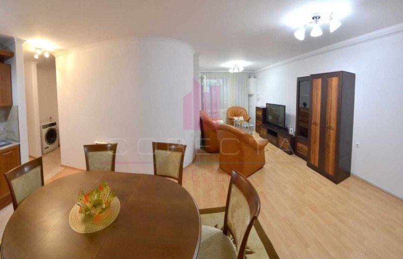 Издаје се  2 спаваће собе Русе , Центар , 103 м2 | 13074480 - слика [3]