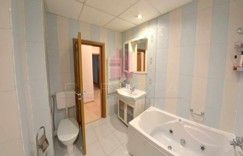 Издаје се  2 спаваће собе Русе , Центар , 103 м2 | 13074480 - слика [11]