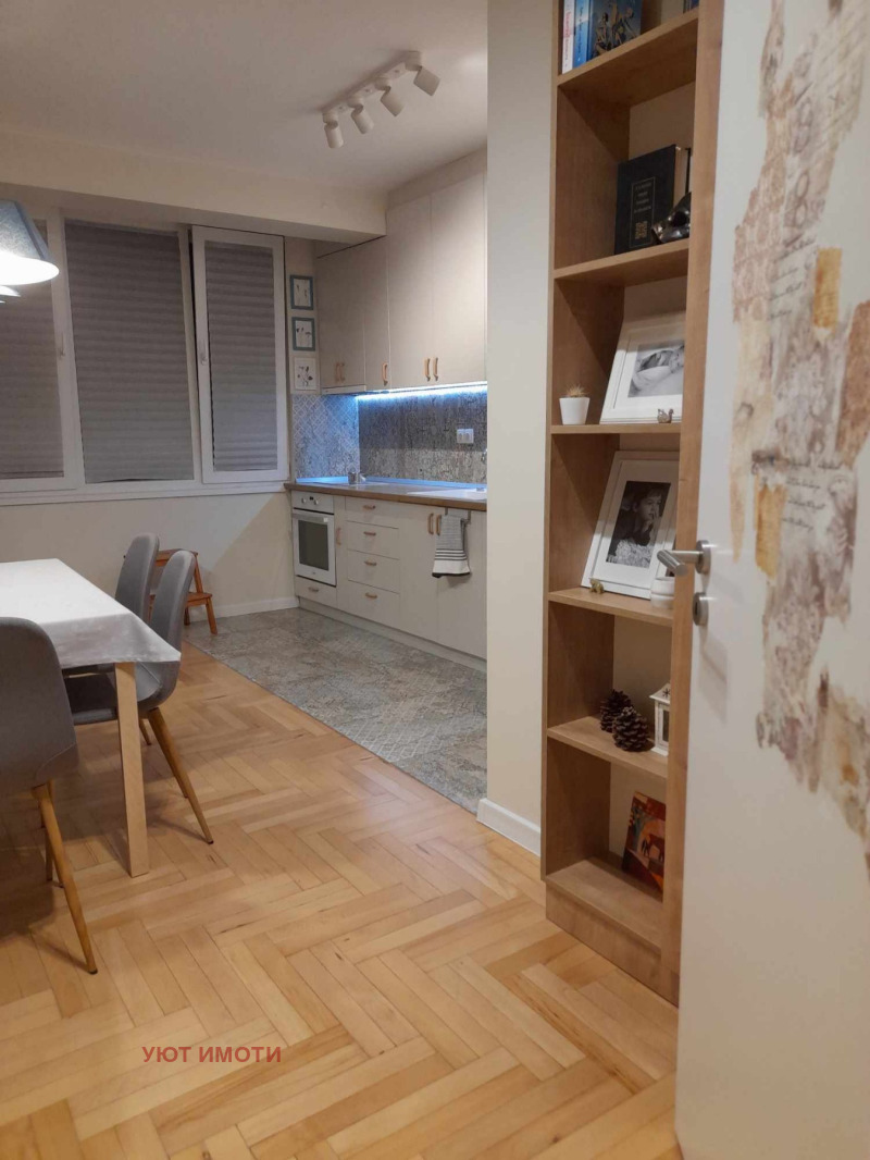 Da affittare  2 camere da letto Sofia , Geo Milev , 100 mq | 53696265 - Immagine [3]