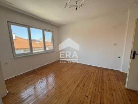 1 bedroom Druzhba 1, Haskovo 5