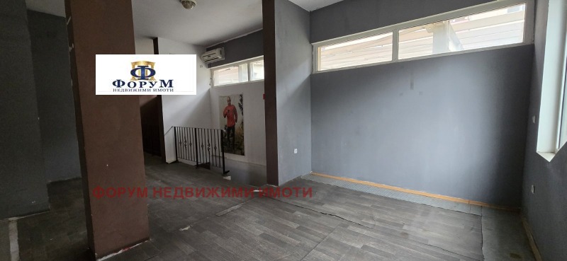 Дава под наем МАГАЗИН, гр. Пловдив, Въстанически, снимка 3 - Магазини - 52800305