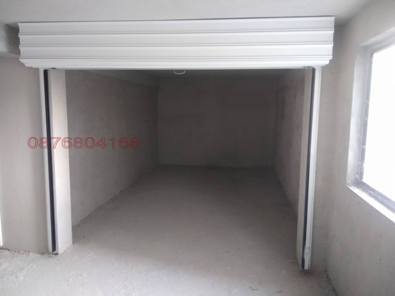 Дава под наем ГАРАЖ, ПАРКОМЯСТО, гр. Кърджали, Възрожденци, снимка 2 - Гаражи и паркоместа - 53357744