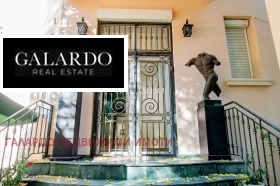 ЗАВЕДЕНИЕ, 240 m2