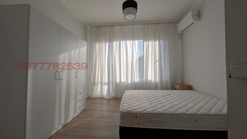 Дава под наем 3-СТАЕН, гр. София, Център, снимка 2 - Апартаменти - 52934408