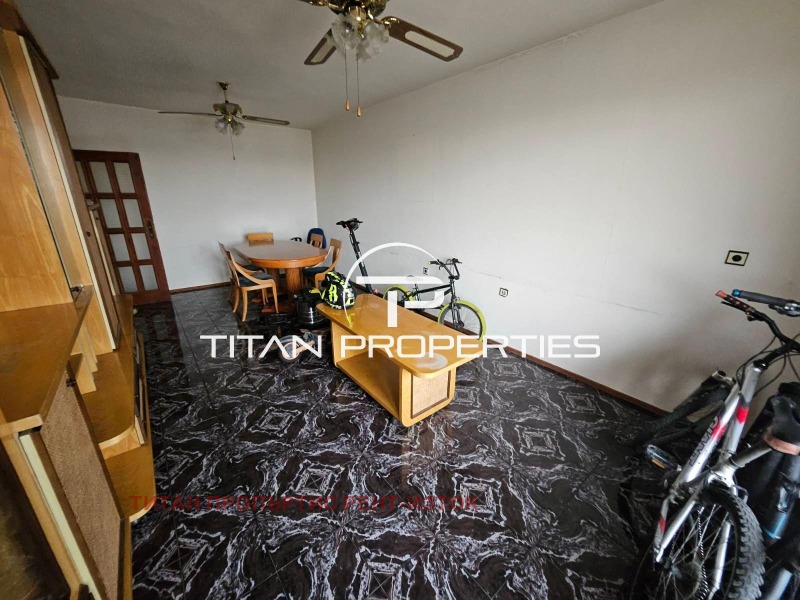 Дава под наем 3-СТАЕН, гр. Бургас, Възраждане, снимка 7 - Апартаменти - 53190668