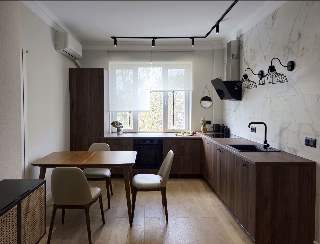 Дава под наем 2-СТАЕН, гр. София, Център, снимка 5 - Апартаменти - 54199064