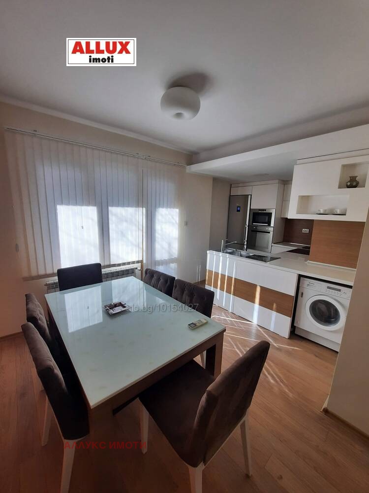 For Rent  2 bedroom Ruse , Tsentralen yuzhen rayon , 80 sq.m | 27670399