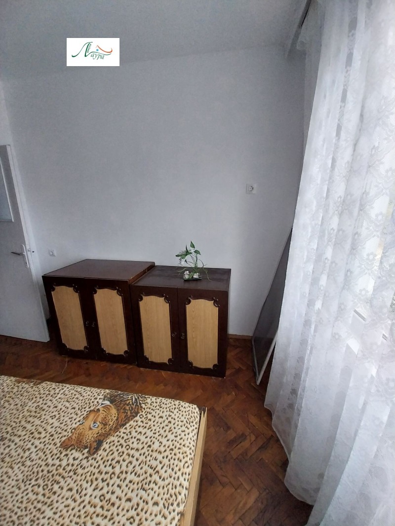 Vuokrattavana  2 makuuhuonetta Šumen , Dobrudžanski , 80 neliömetriä | 36667775 - kuva [4]