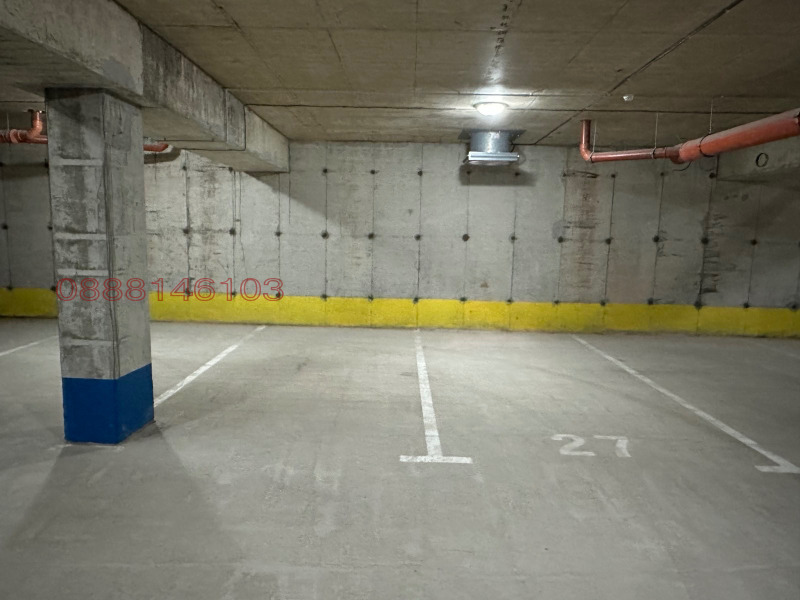 Дава под наем ГАРАЖ, ПАРКОМЯСТО, гр. Бургас, Славейков, снимка 2 - Гаражи и паркоместа - 53059448