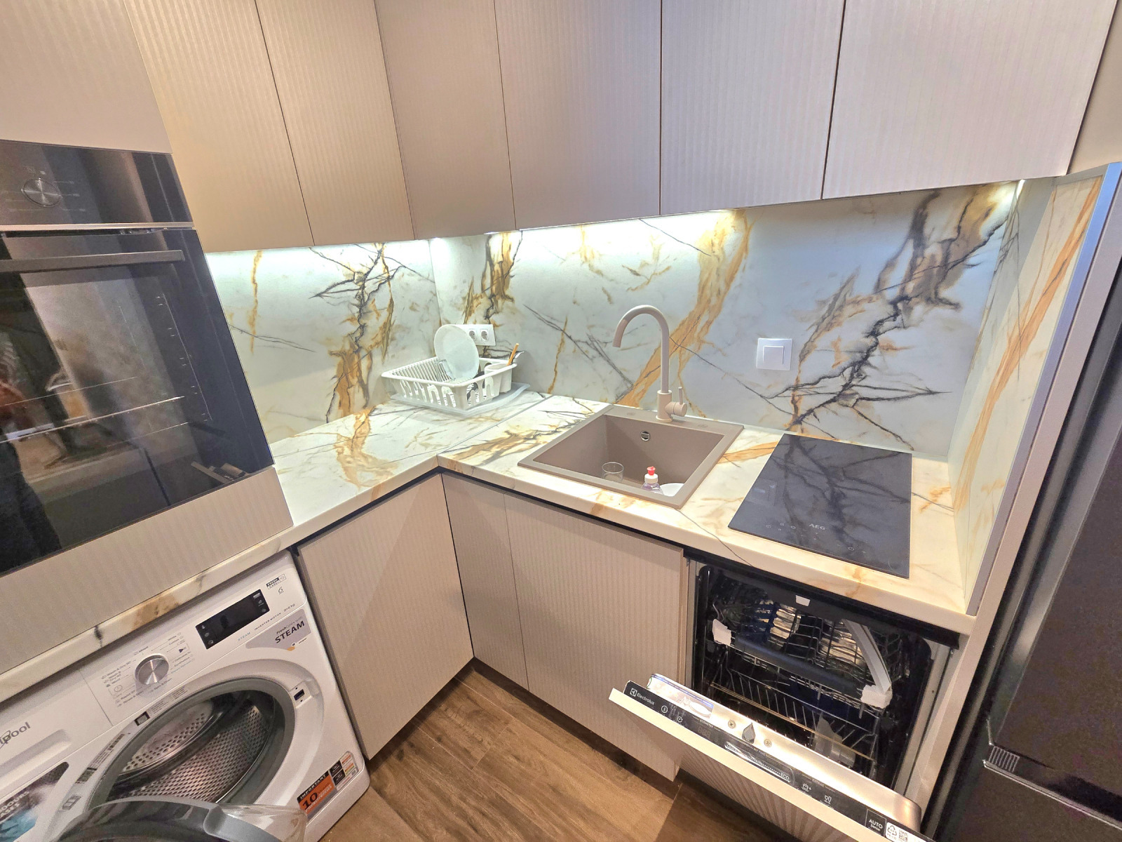 Дава под наем 2-СТАЕН, гр. София, Кръстова вада, снимка 6 - Апартаменти - 54067439