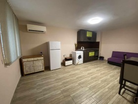 1 chambre Trochevo, Varna 1