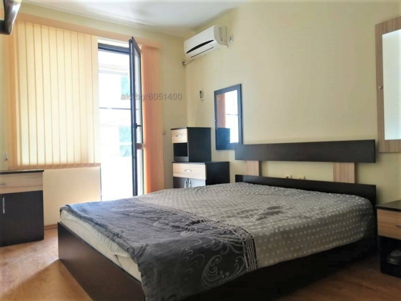 Zu vermieten  2 Schlafzimmer Burgas , Zentar , 90 qm | 18543025 - Bild [8]