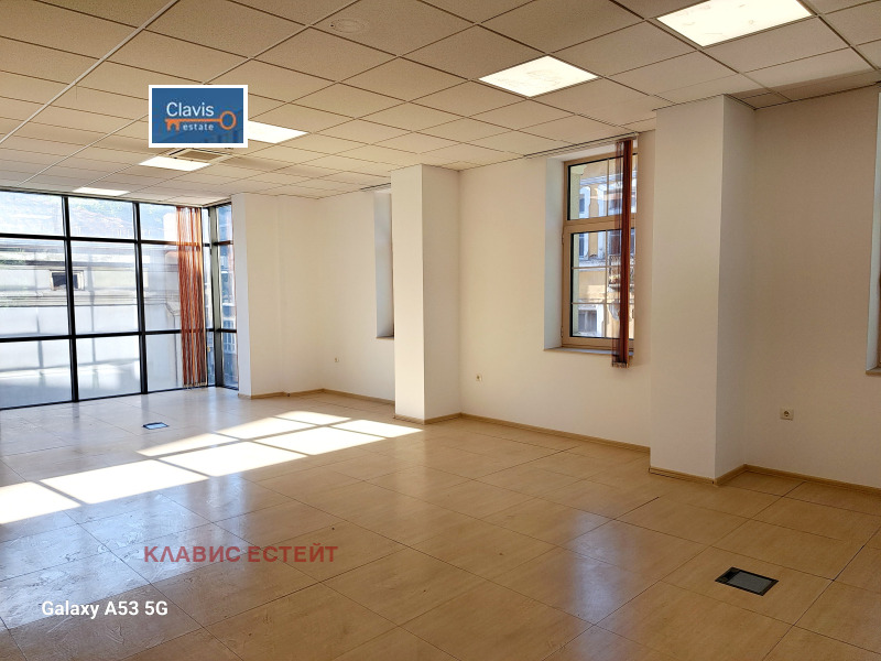 Дава под наем ОФИС, гр. Пловдив, Център, снимка 3 - Офиси - 52553067