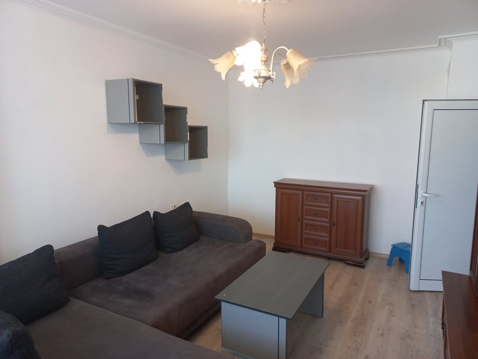 Дава под наем 2-СТАЕН, гр. София, Толстой