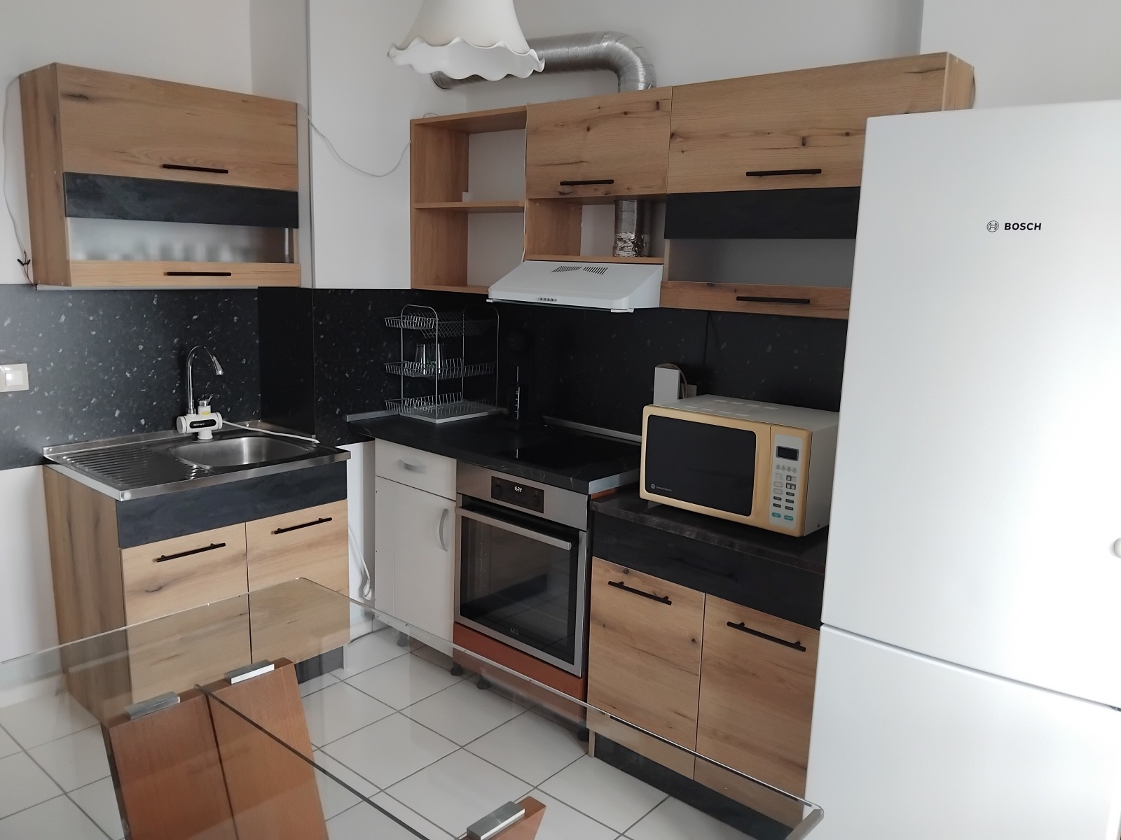 Дава под наем 2-СТАЕН, гр. София, Толстой, снимка 13 - Апартаменти - 54356303