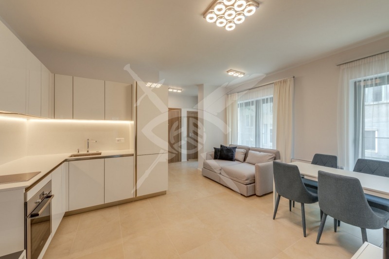 Дава под Наем 2-СТАЕН в град София, Център - 86 кв.м / 850 € » 1 662.46 лв., ЕКС НВД ООД