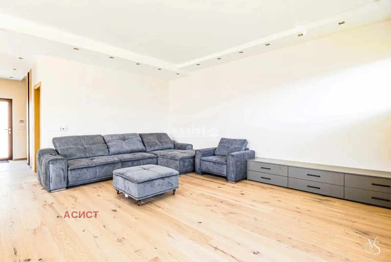 Дава под Наем КЪЩА в град София, с. Владая - 200 кв.м / 2 400 € » 4 693.99 лв., АСИСТ