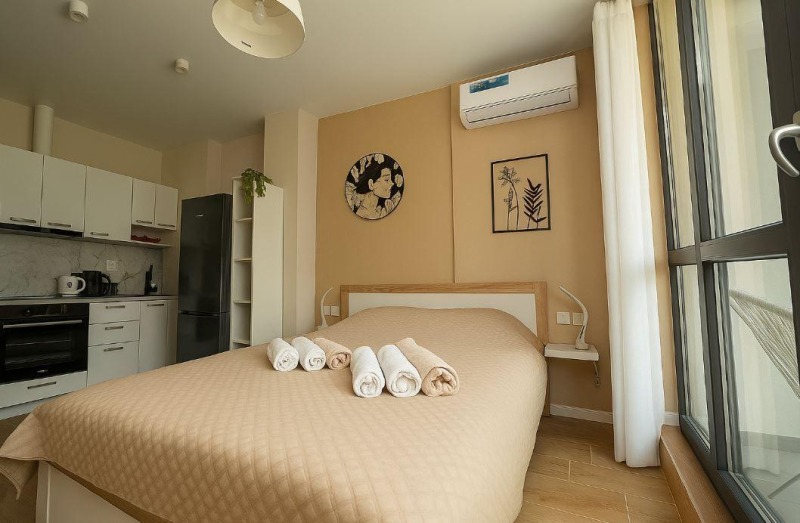 Дава под наем 1-СТАЕН, гр. Варна, к.к. Св.Св. Константин и Елена