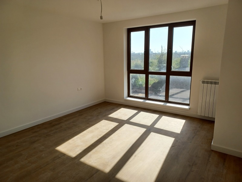 De inchiriat  3+ dormitor Sofia , Manastirsci livadi , 335 mp | 16395594 - imagine [3]