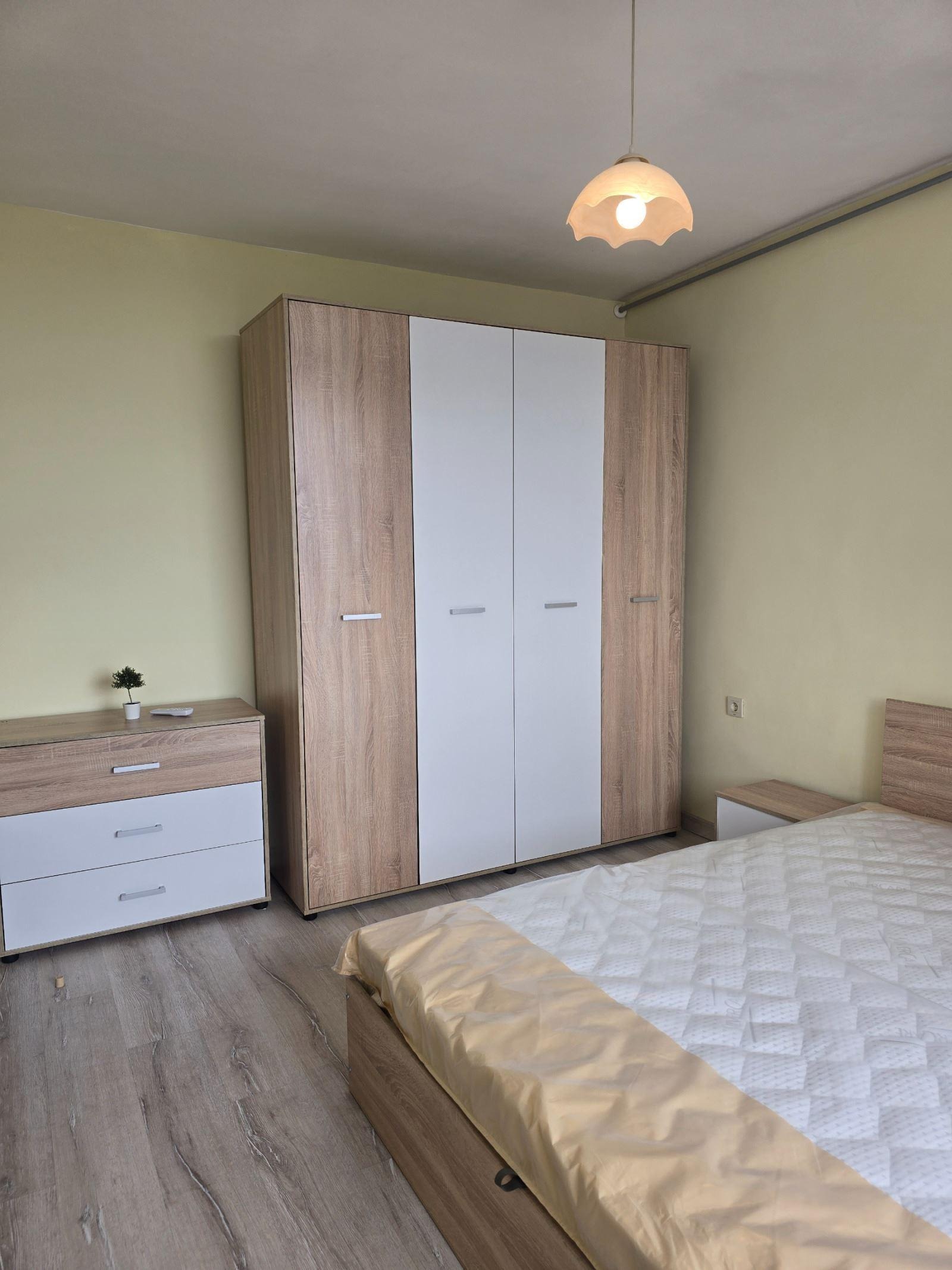 Дава под наем 3-СТАЕН, гр. София, Зона Б-18, снимка 7 - Апартаменти - 54736120