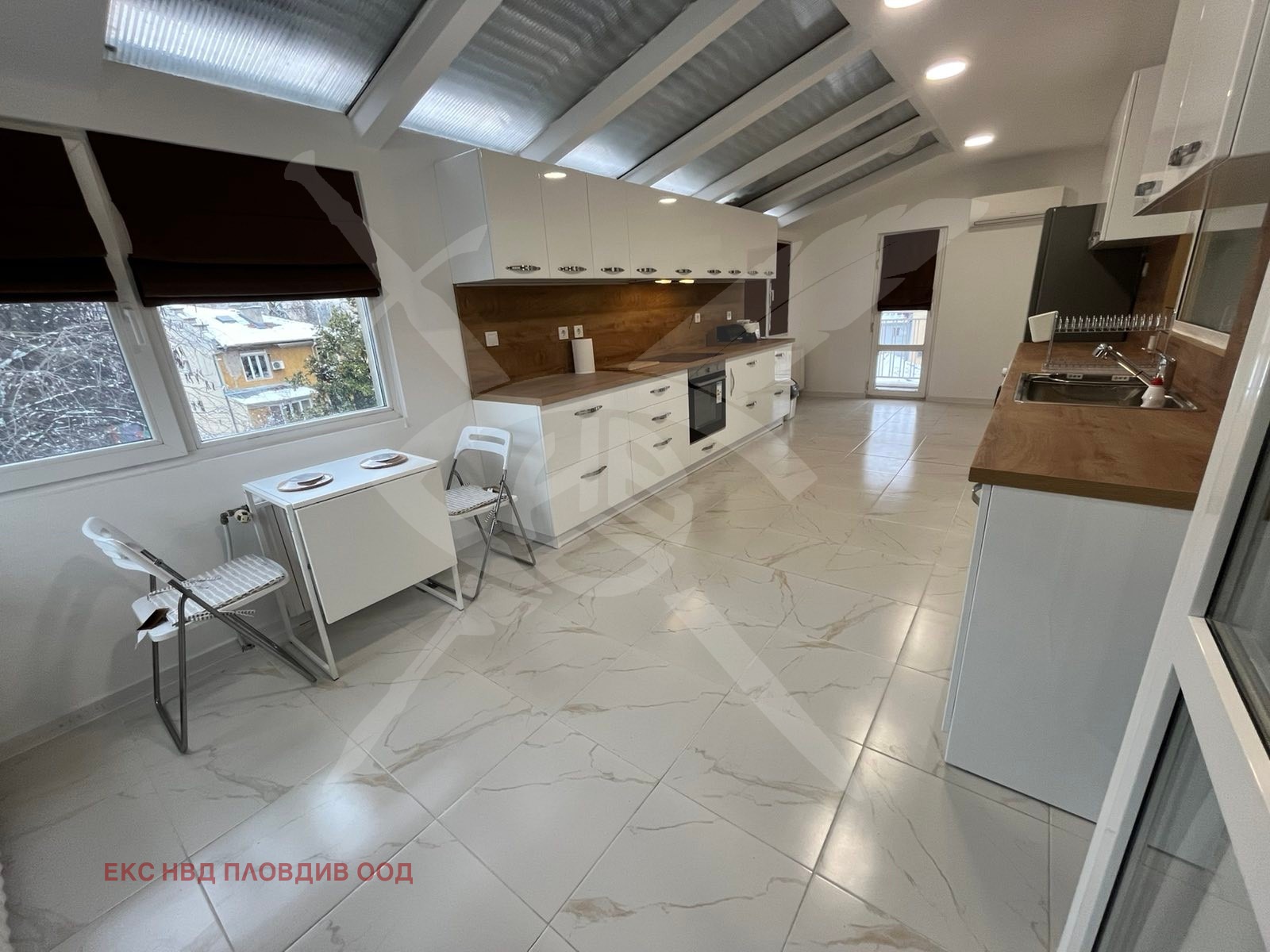 Дава под наем 4-СТАЕН, гр. Пловдив, Център, снимка 3 - Апартаменти - 53899313