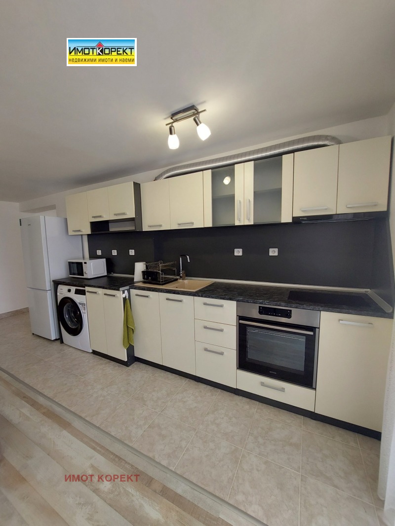 Дава под наем 2-СТАЕН, гр. Пазарджик, Център